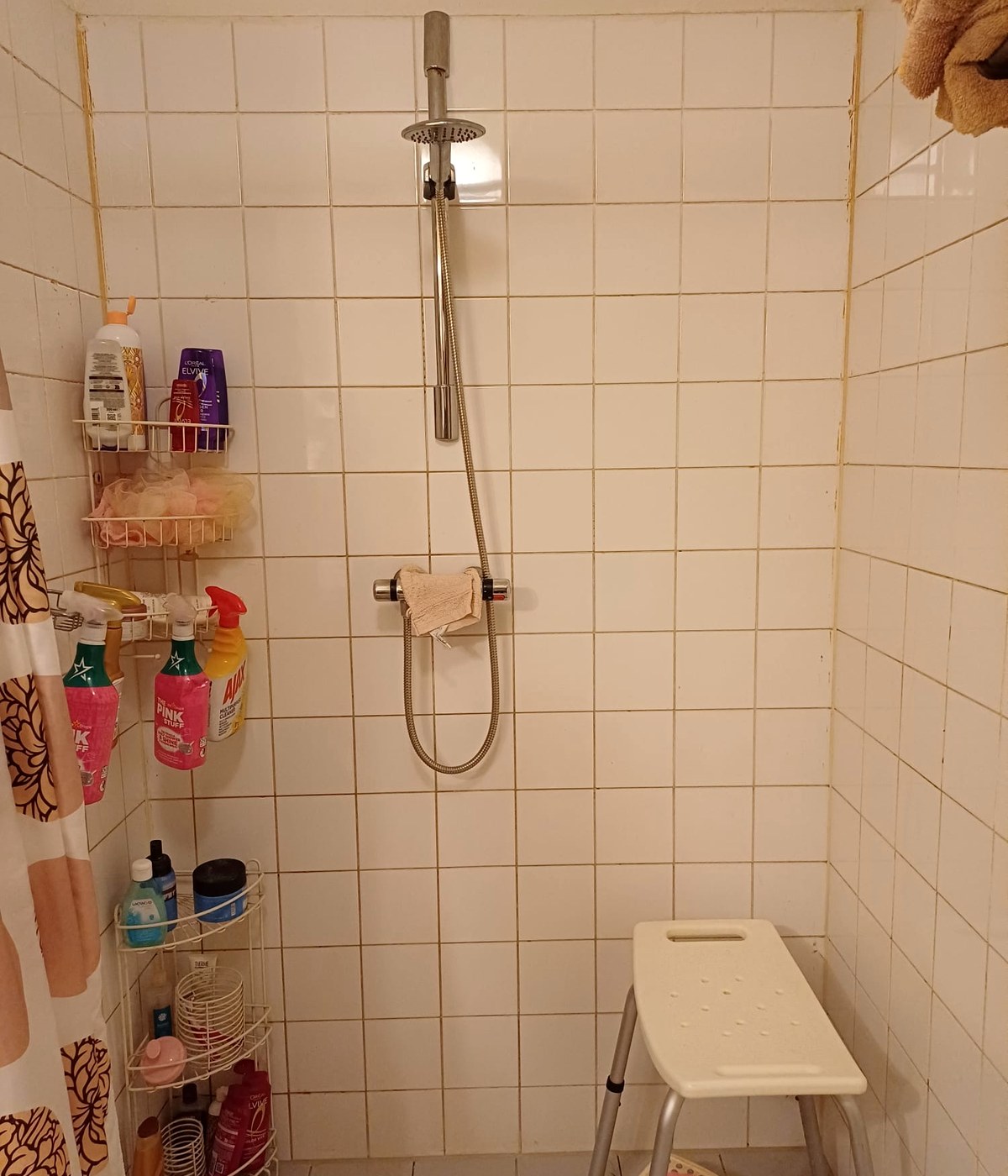 Badkamer vóór renovatie